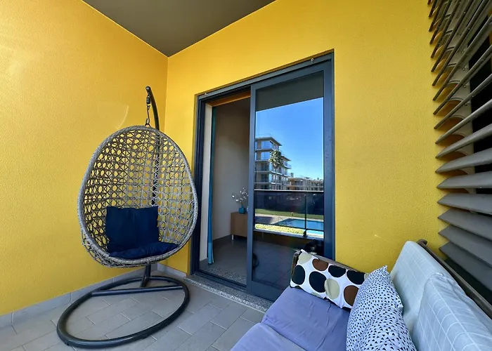 Appartamento Stylish 3 With Pool By Homing Quarteira