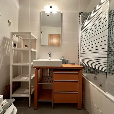 Apartment Stylish 3 With Pool By Homing